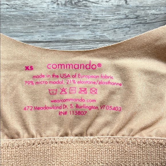 Commando Tan Triangle Butter Bralette Soft Stretch Wireless new with tag XS - Picture 3 of 5